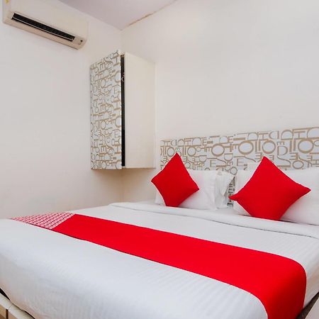 Hotel O Blue Pearl Residency Near Chhatrapati Shivaji International Airport Мумбаи Экстерьер фото