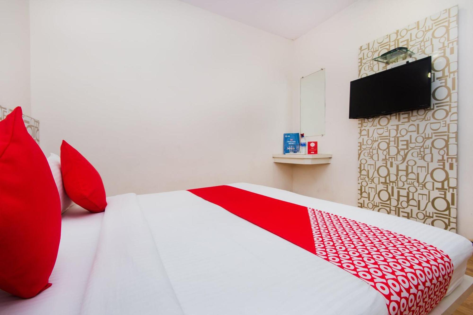 Hotel O Blue Pearl Residency Near Chhatrapati Shivaji International Airport Мумбаи Экстерьер фото