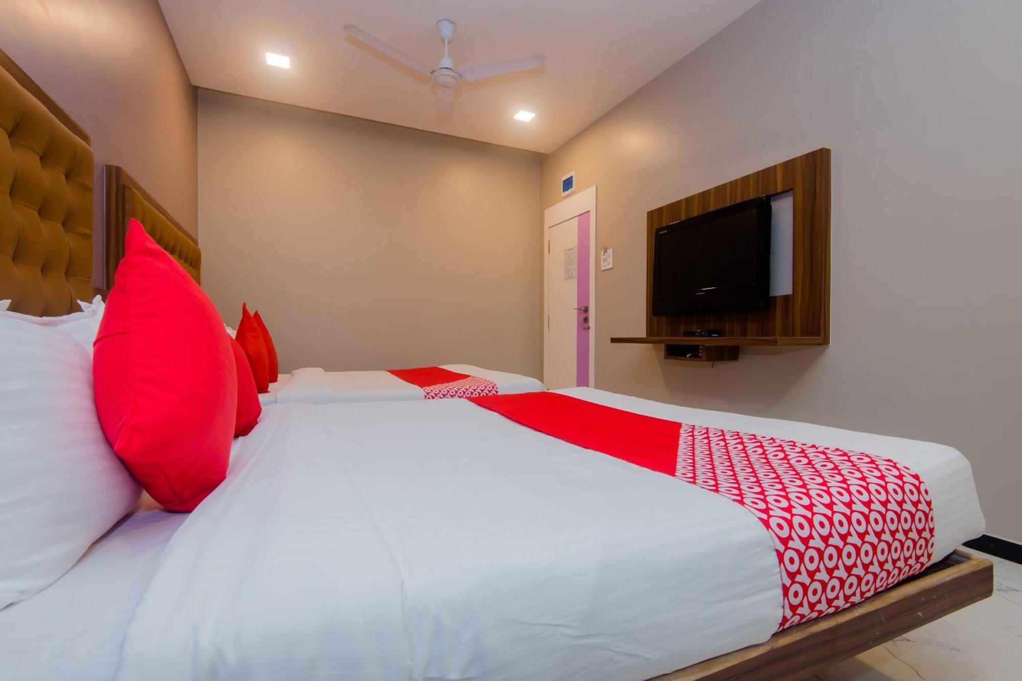 Hotel O Blue Pearl Residency Near Chhatrapati Shivaji International Airport Мумбаи Экстерьер фото